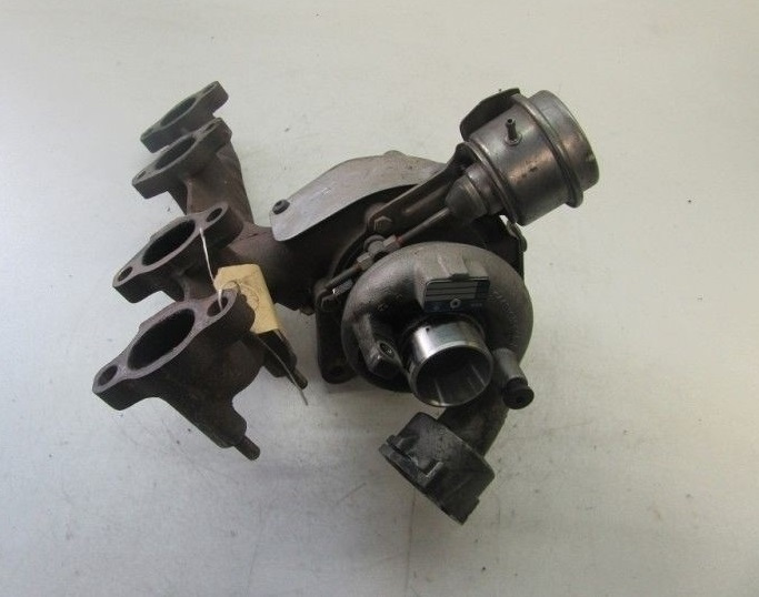 Turbina 03g253019k vw golf V 1.9 tdi bls 105 cai cu dpf