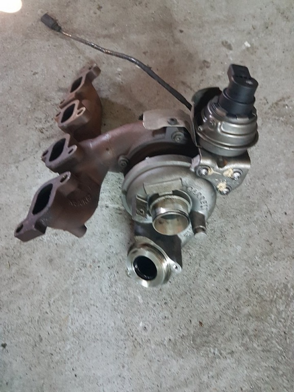 Turbina 03l253016t vw passat b6 1.6 tdi cayc 105 cai
