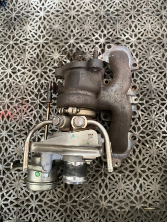 Turbina 1.2 TCE Nissan Qashqai an 2011 - 2016 cod 144108762R / 8201165362