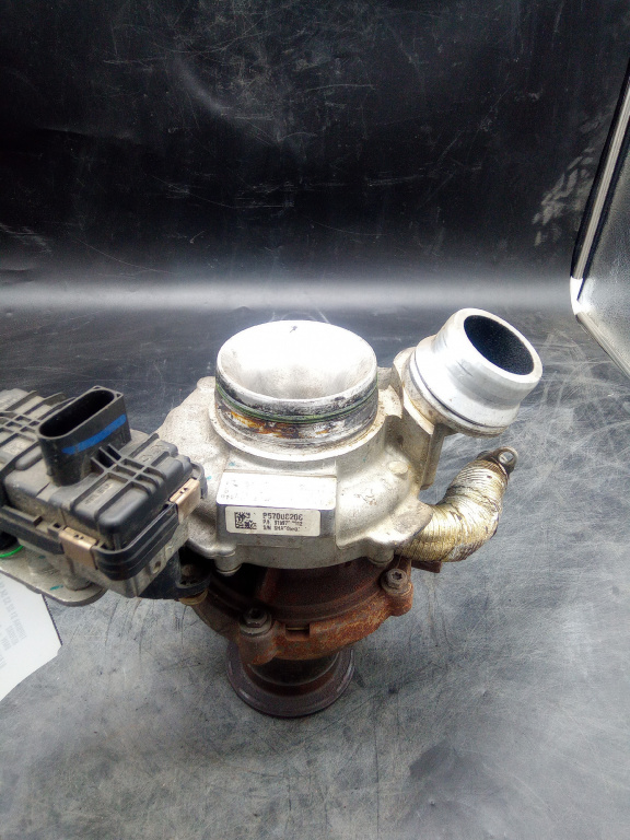 Turbina Bmw Seria 3 F30 F31 an 2017 B47D20A cod piesa 8570082