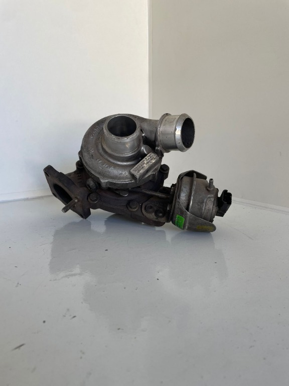 Turbina Ford Kuga 2.0 tdci 2010 2011 2012 140 cp 103 kw cod 9677063780 UFDA
