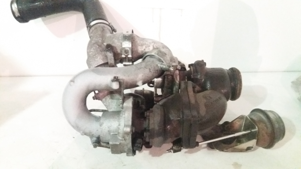 Turbina Mercedes Sprinter motor 2.2CDI 130cp 150cp tip motor 6464986 biturbo cod OM 6460901280