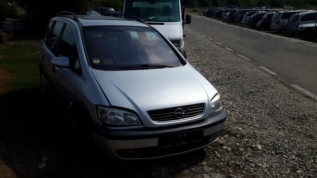 Turbina Opel Zafira 2003 hatchback 2.2