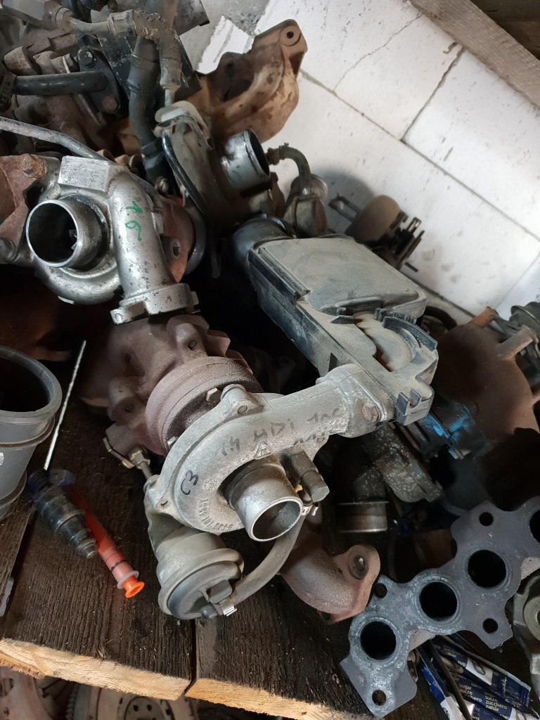 Turbina peugeot 206 1.4 hdi