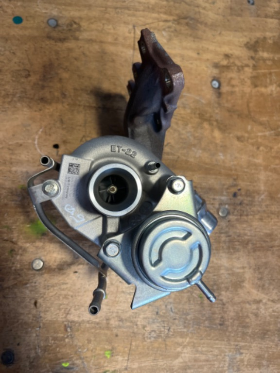 TURBINA RENAULT CLIO IV 0,9 tce cod: TD02H2-04TVT-23/ 144108035R