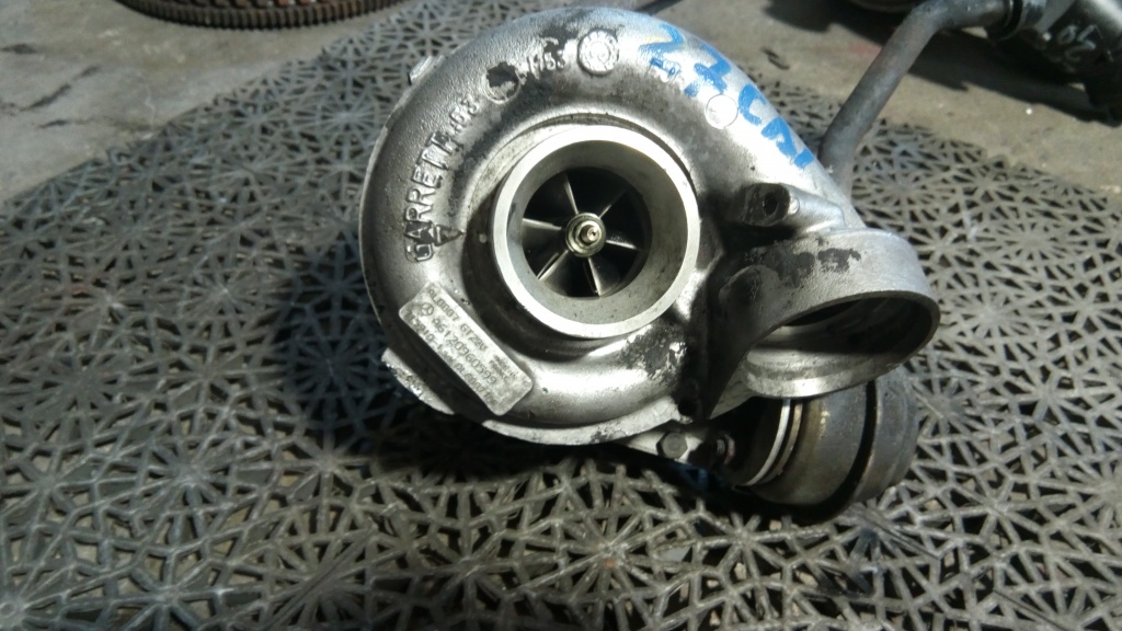 Turbina/Turbo/Turbosuflanta Mercedes 2.7