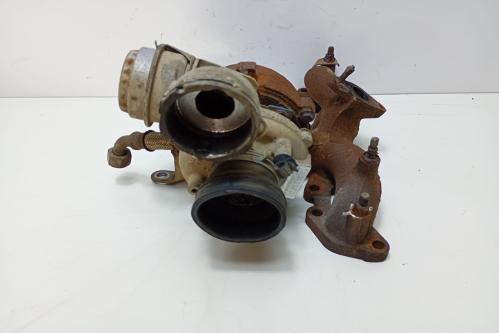 Turbina turbosuflanta 1.9 tdi 036253014M