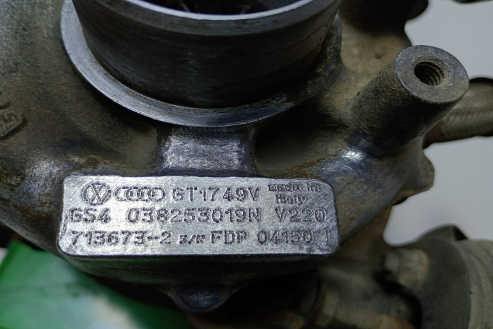 Turbina turbosuflanta 1.9 tdi 038253019N