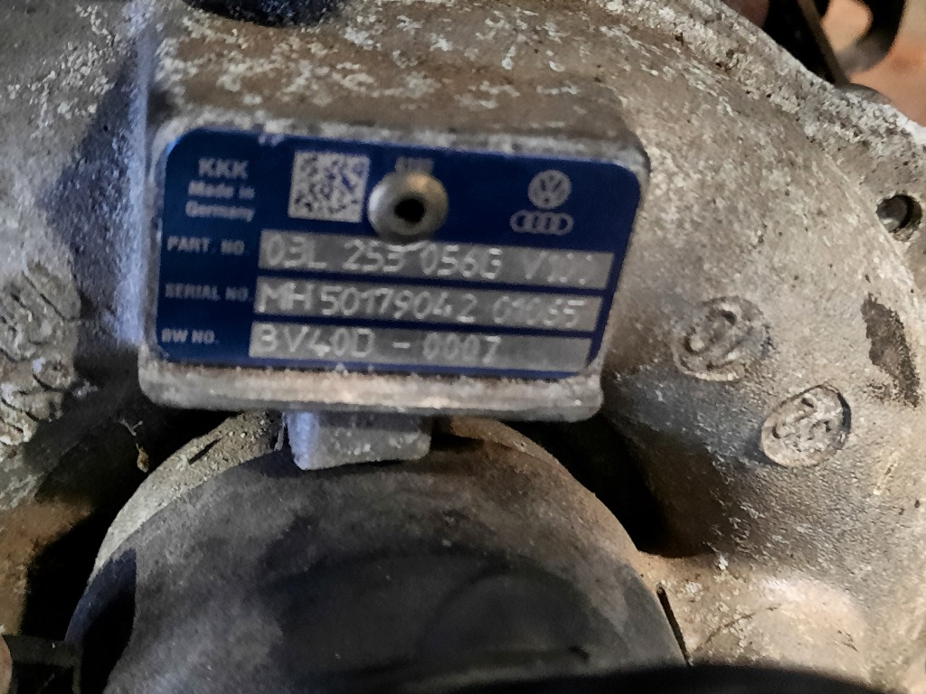 Turbina turbosuflanta vw Passat b7 2.0tdi cff octa