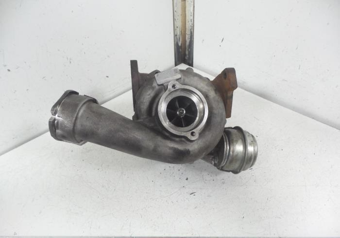 Turbina Volkswagen Transporter V 2004 2.5 Diesel Cod motor AXD 130CP/96KW