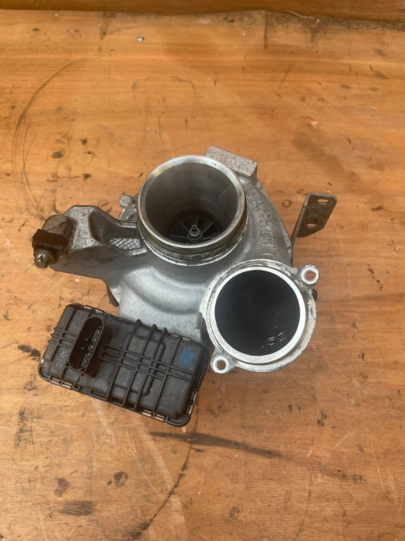 Turbo BMW turbina X6 F16, 258cai, 3.0 d, 7823202