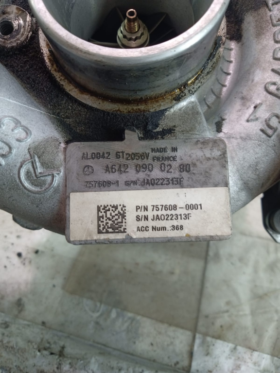 Turbo turbina 3.0 cdi om642 A6420900280 