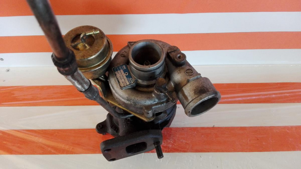 Turbosuflanta 074145701c vw lt 2.5 tdi 75kw 102cp 1996-2006