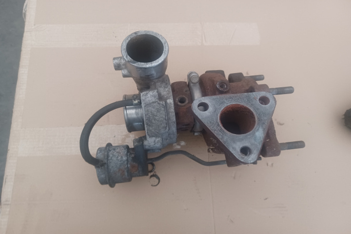 Turbosuflanta 49135 03400 Mitsubishi Pajero 3 [facelift] [2003 - 2006] SUV 5-usi 3.2 DI-D MT (163 hp)
