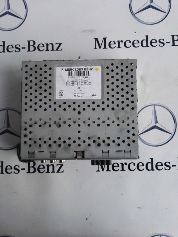 TV TUNER Mercedes S W221 a2218701989