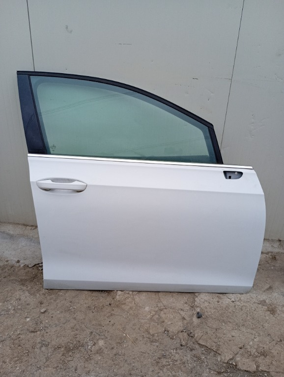 Ușa Dreaptă Fată Volkswagen Golf 8 hatchback an de fabricație 2023.