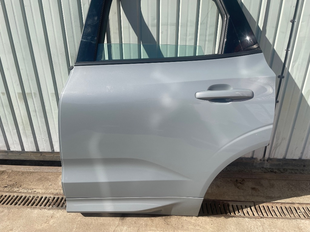 Ușa/portiera stanga spata Volvo xc60