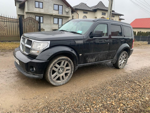 Ușa stânga Dodge Nitro 2,8 c r d 2008 177 CP