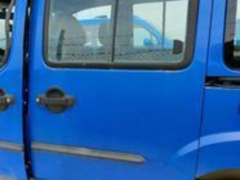 Ușa stanga spate culisanta albastru Fiat doblo an 2001