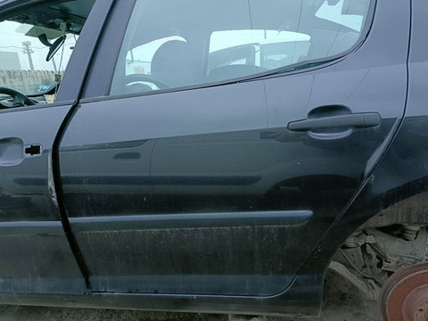 Ușa stanga spate Peugeot 407 hatchback negru an 2005