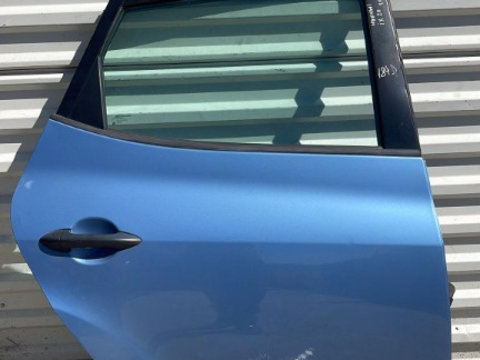 Ușă dreapta spate Hyundai ix20 2011 (ruginită pe interior sub cheder)