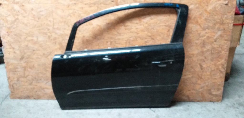 Ușă stânga goală Opel Corsa D în două usi, a