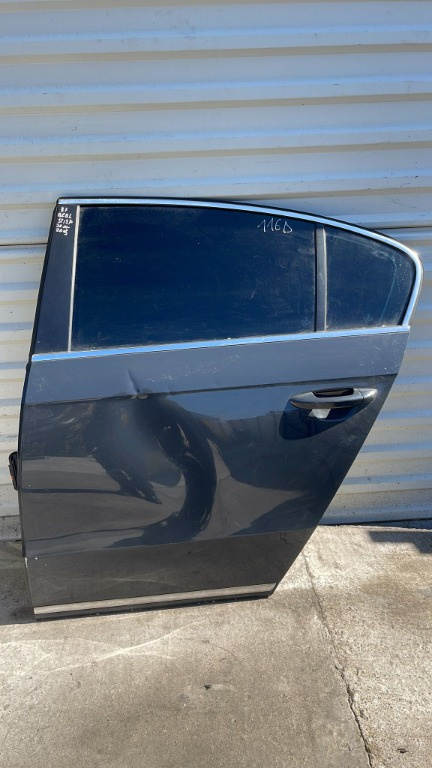 Ușă stânga spate Vw Passat B7 berlină 2011-2015 (îndoită pe nervură)
