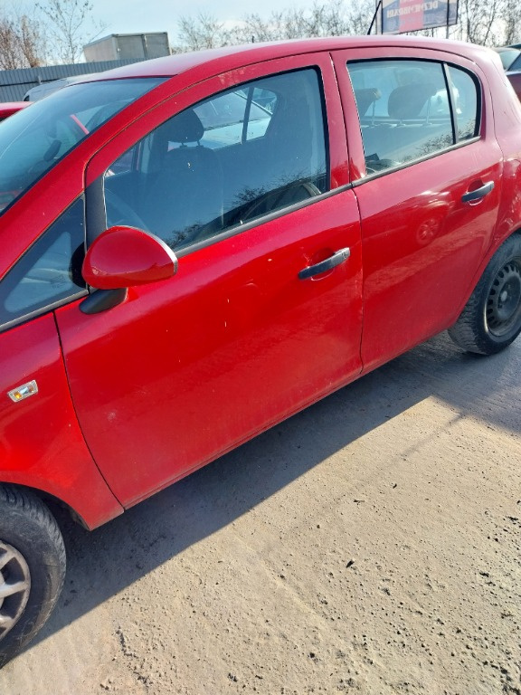 Ușă stanga spate completă opel corsa D 2014 1.2