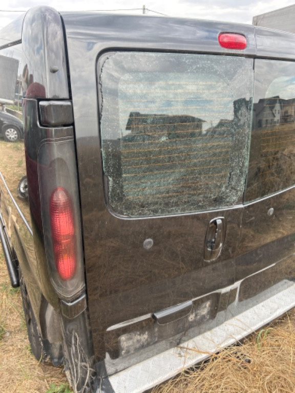 Ușă stanga spate Opel Vivaro Renault Trafic 2002-2008