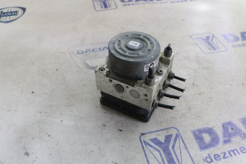 UNITATE ABS VW PASSAT B8 COD 3Q0907379P / 28.5154-7114.3 / 10.0916-0316.3 / 10.0625-3065.1 / 10.0220-0609.4