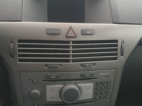 Unitate audio radio CD70NAVI ecran display Opel Astra H dezmembrez