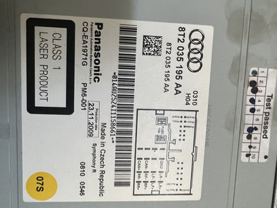 Unitate CD Audi A4 B8 cu codul 8T2 035 195 AA