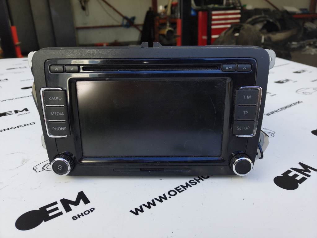 Unitate cd radio player Skoda Superb an 2012 cod piesa 3T0035156B