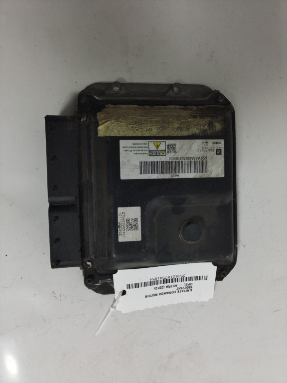 Unitate comanda motor Opel Astra an 2012 cod piesa 55577647