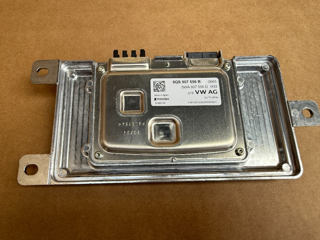 Unitate control camera TV VW Passat B9 din 2025 la 0 km 5QS907556B 5QS 907 556 B