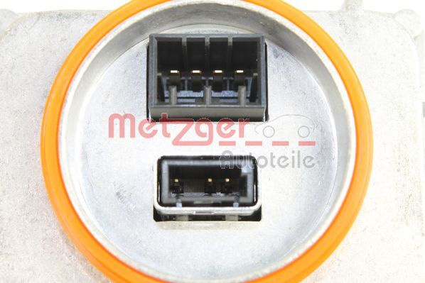 Unitate de comanda lampa cu descarcare pe gaz 0896005 METZGER pentru Seat Alhambra Vw Eurovan Vw Kombi Vw Transporter Vw Jetta Vw Vento Vw Sharan Audi A3 Skoda Superb Audi A6 Vw Touareg Audi A5 Vw Tiguan Vw Eos Vw Polo Vw Caddy Audi Q5 Audi A4 Vw Mul