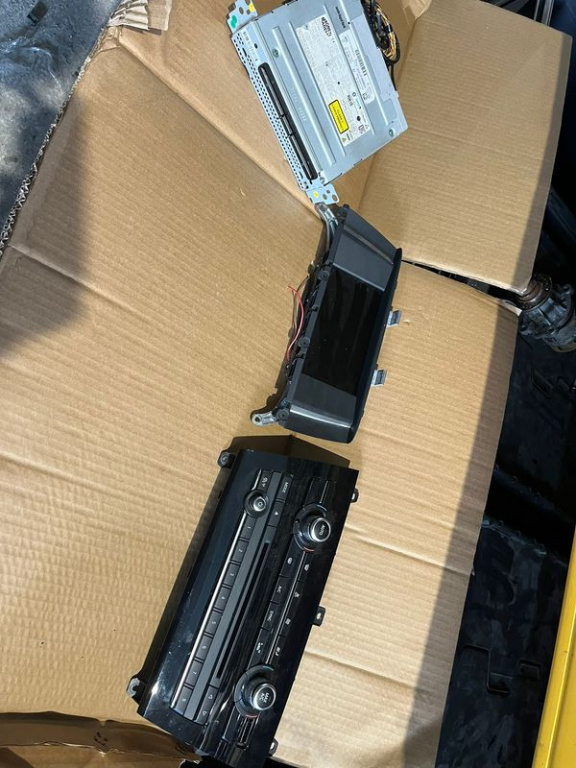 Unitate + Monitor BMW F15