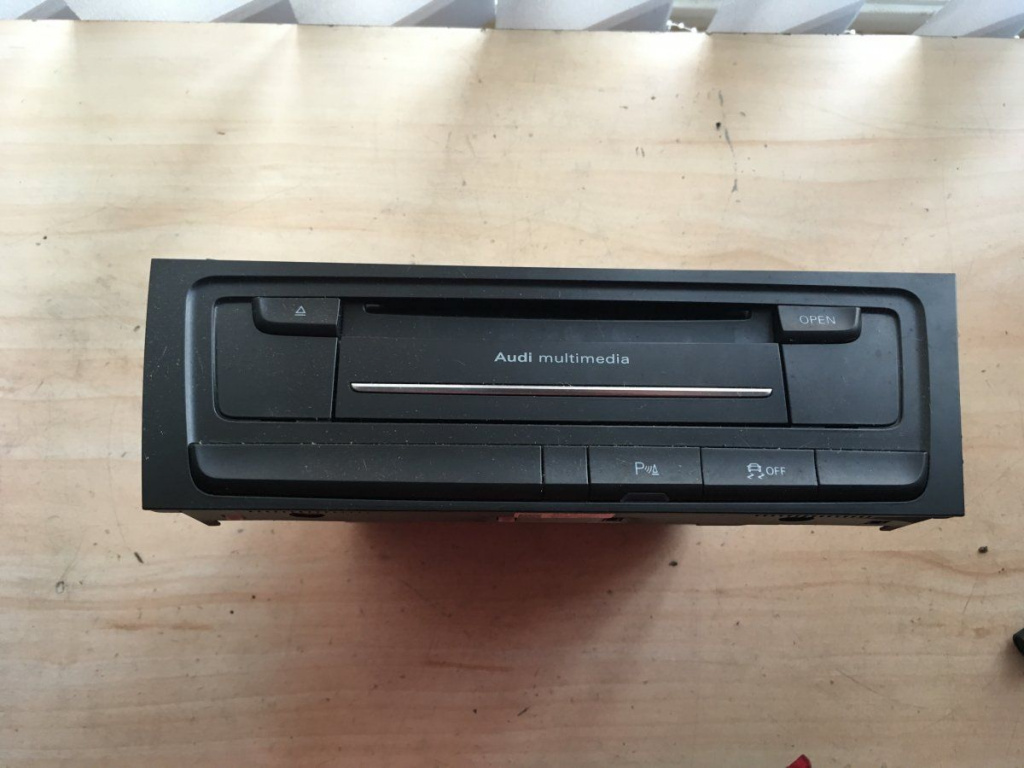 Unitate multimedia Audi A4 B8 8t2035652f