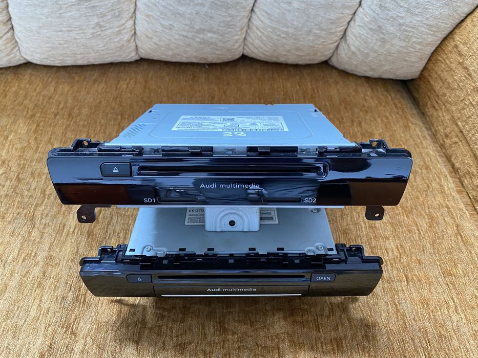 Unitate multimedia / MMI Audi A6 A7 : 4G0035670M /