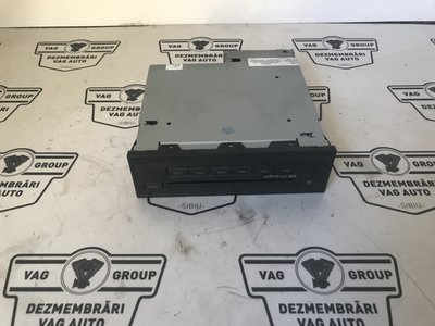 Unitate navigatie audi a6 4f SI AUDI A8 cod 4e0035