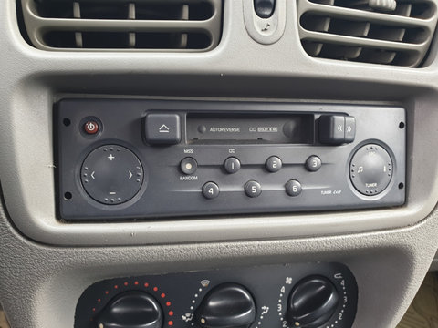 Unitate Radio Casetofon Renault Clio 2 Symbol 1998 - 2012