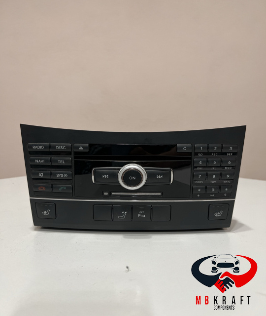 Unitate Radio CD Player A2129062901 A 212 906 29 0