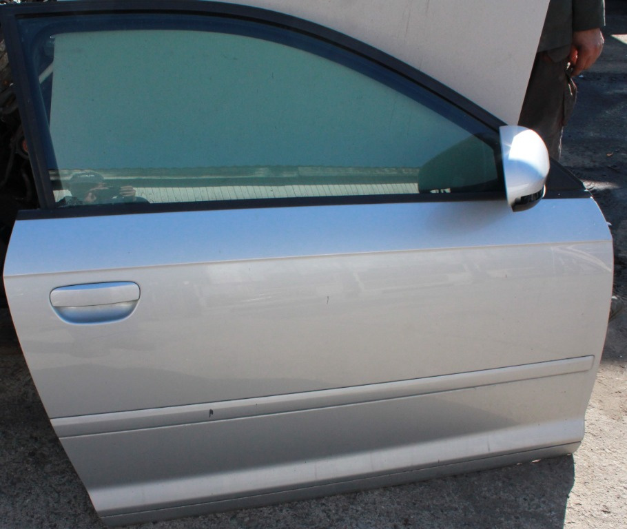 Usa Audi A3 P8,fata dreapta complet echipat.An 2008.