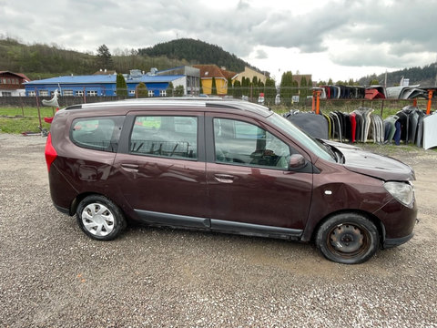 Usa dr spate Dacia Lodgy 2015