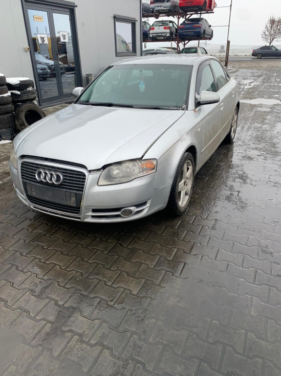 Usa dreapta fata Audi A4 B7 2006 Hatchback 2.0