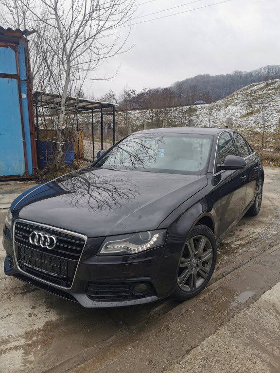 Usa dreapta fata Audi A4 B8 2009 Berlina 2.0 TDI