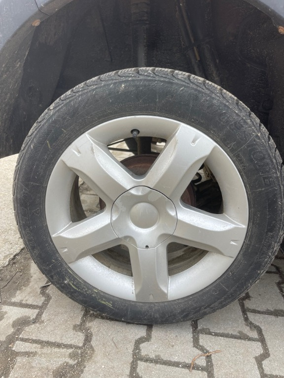 Usa dreapta fata complet echipata Dacia 