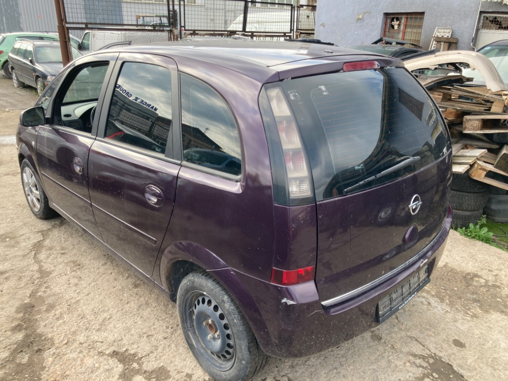 Usa dreapta fata complet echipata Opel M