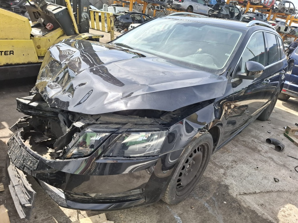 Usa dreapta fata complet echipata Skoda Octavia 3 2019 break 1.5 TSI DHFA