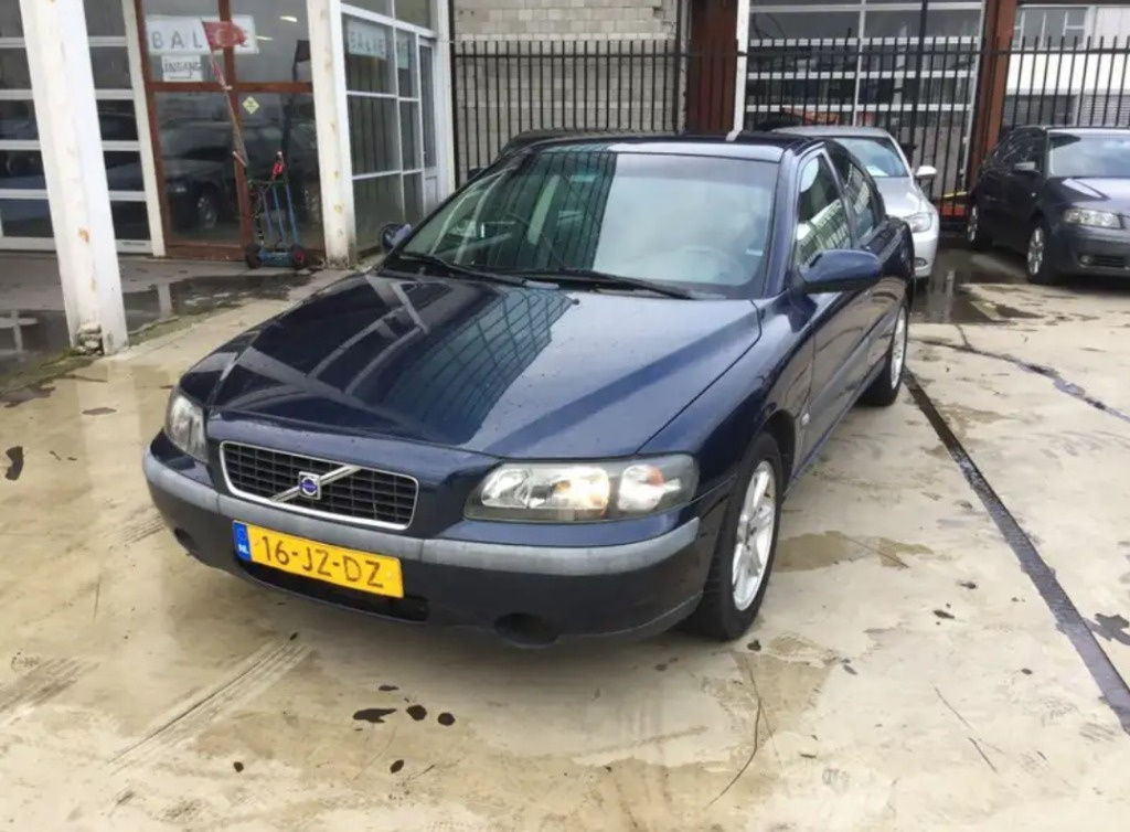 Usa dreapta fata complet echipata Volvo S60 2003 2